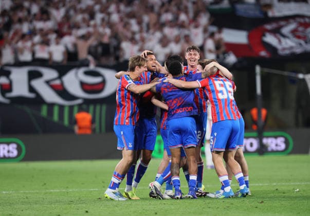 Crystal Palace - Rayo Vallecano Finale Conference League Leipzig, 27.05.2026, Leipzig Stadium, Fussball, Final UEFA Conference League , Crystal Palace (ENG) v. Rayo Vallecano Madrid (ESP) 0:1 (0:1) , CRYSTAL PALACE F.C. ist Sieger der UEFA Conference League 2026 , Im Bild: Schlussjubel , Nur zur redaktionellen Nutzung. Only editorial use. , UEFA regulations prohibit any use of photographs as image sequences and or quasi-video. ,