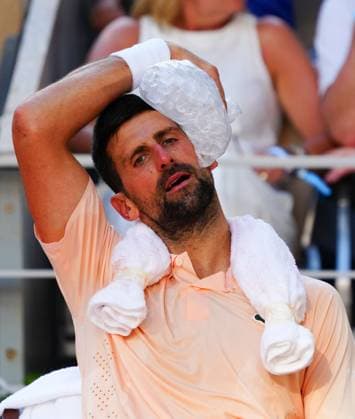 Novak Djokovic cools off with a bag of ice French Open Tennis, Day Four, Tennis, Roland Garros, Paris, France - 27 May 2026Paris Roland Garros France EDITORIAL USE ONLY No use with unauthorised audio, video, data, fixture lists, club league logos or live services. Online in-match use limited to 120 images, no video emulation. No use in betting, games or single club league player publications. Copyright: xJavierxGarcia Shutterstockx 16898261dv
