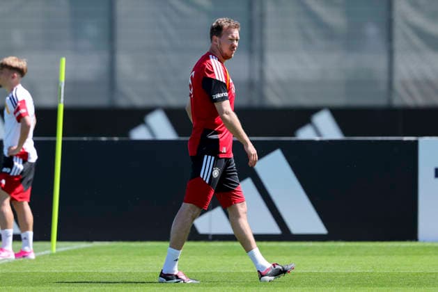 Bundestrainer Julian Nagelsmann (Germany) schaut enttaeuscht, , Training der deutschen Fussball Nationalmannschaft, Home Ground am 28. May 2026 in Herzogenaurach, Deutschland. (Foto von Marco Steinbrenner DeFodi Images) Bundestrainer Julian Nagelsmann (Germany) looks dejected, , Training der deutschen Fussball Nationalmannschaft, Home Ground, May 28, 2026 in Herzogenaurach, Germany. (Photo by Marco Steinbrenner DeFodi Images) -
