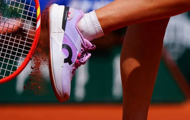 The On tennis shoes of Iga Swiatek French Open Tennis, Day Six, Tennis, Roland Garros, Paris, France - 29 May 2026Paris Roland Garros France EDITORIAL USE ONLY No use with unauthorised audio, video, data, fixture lists, club league logos or live services. Online in-match use limited to 120 images, no video emulation. No use in betting, games or single club league player publications. Copyright: xJavierxGarcia Shutterstockx 16898312u
