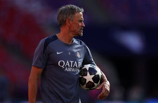 Paris Saint-Germain manager Luis Enrique Paris Saint-Germain Training Session, UEFA Champions League, Final, Football, Puskas Arena, Budapest, Hungary - 29 May 2026Budapest Puskas Arena Hungary EDITORIAL USE ONLY No use with unauthorised audio, video, data, fixture lists, club league logos or live services. Online in-match use limited to 120 images, no video emulation. No use in betting, games or single club league player publications. Copyright: xKieranxMcManus Shutterstockx 16898279ag