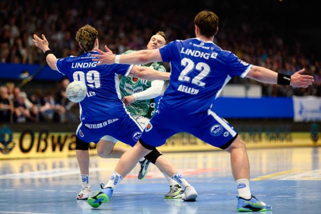 Mathias Gidsel (Fuechse Berlin, 19) gegen Tillman Leu (ThSV Eisenach, 99), Felix Aellen (ThSV Eisenach, 22) GER, ThSV Eisenach gegen Fuechse Berlin, 1. Daikin Handballbundesliga, Handball, 30. Spieltag, Saison 2025 2026, 29.05.2026 GER, ThSV Eisenach gegen Fuechse Berlin, 1. Daikin Handballbundesliga, Handball, 30. Spieltag, Saison 2025 2026, 29.05.2026 Eisenach Copyright: xEibner-Pressefoto MartinxHerbstx EP_MHT