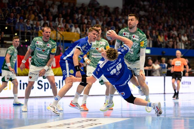 Tillman Leu (ThSV Eisenach, 99), Nejc Cehte (Fuechse Berlin, 22), Oskar Joelsson (ThSV Eisenach, 03) GER, ThSV Eisenach gegen Fuechse Berlin, 1. Daikin Handballbundesliga, Handball, 30. Spieltag, Saison 2025 2026, 29.05.2026 GER, ThSV Eisenach gegen Fuechse Berlin, 1. Daikin Handballbundesliga, Handball, 30. Spieltag, Saison 2025 2026, 29.05.2026 Eisenach Copyright: xEibner-Pressefoto MartinxHerbstx EP_MHT