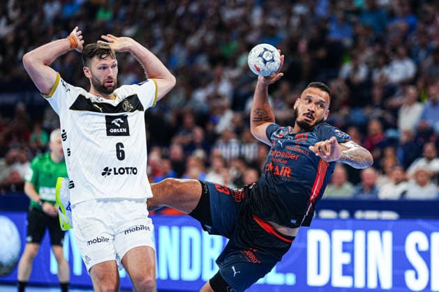 Wurf Tor Rogerio Moraes Ferreira (Montpellier Handball, 13), Harald Reinkind (THW Kiel, 06) GER, Montpellier Handball vs. THW Kiel, Handball, EHF European League, Halbfinale, Saison 2025 2026, 30.05.2026 GER, Montpellier Handball vs. THW Kiel, Handball, EHF European League, Halbfinale, Saison 2025 2026, 30.05.2026 Hamburg Copyright: xEibner-Pressefoto MarcelxvonxFehrnx EP_MFN
