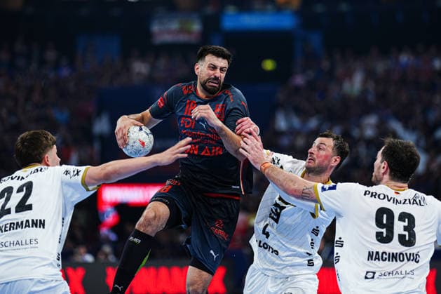 Agustin Cascado Marcelo (Montpellier Handball, 18), Domagoj Duvnjak (THW Kiel, 04), Veron Nacinovic (THW Kiel, 93) GER, Montpellier Handball vs. THW Kiel, Handball, EHF European League, Halbfinale, Saison 2025 2026, 30.05.2026 GER, Montpellier Handball vs. THW Kiel, Handball, EHF European League, Halbfinale, Saison 2025 2026, 30.05.2026 Hamburg Copyright: xEibner-Pressefoto MarcelxvonxFehrnx EP_MFN