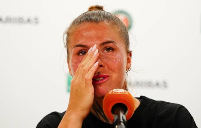 An emotional Oleksandra Oliynykova during her post match press conference, PK, Pressekonferenz French Open Tennis, Day Seven, Tennis, Roland Garros, Paris, France - 30 May 2026Paris Roland Garros France EDITORIAL USE ONLY No use with unauthorised audio, video, data, fixture lists, club league logos or live services. Online in-match use limited to 120 images, no video emulation. No use in betting, games or single club league player publications. Copyright: xJavierxGarcia Shutterstockx 16898316af