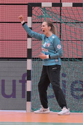 Sofie Kruggel (SV Union Halle-Neustadt, 31) im Tor Jubelt TusSies Metzingen vs. SV Union Halle-Neustadt , Handball, Alsco HBF, 7. Play-Off Ligaspieltag, Saison 2025 2026, 30.05.2026 TusSies Metzingen vs. SV Union Halle-Neustadt , Handball, Alsco HBF, 7. Play-Off Ligaspieltag, Saison 2025 2026, 30.05.2026 Tuebingen Copyright: xEibner-Pressefoto TobiasxBaurx EP_TBR