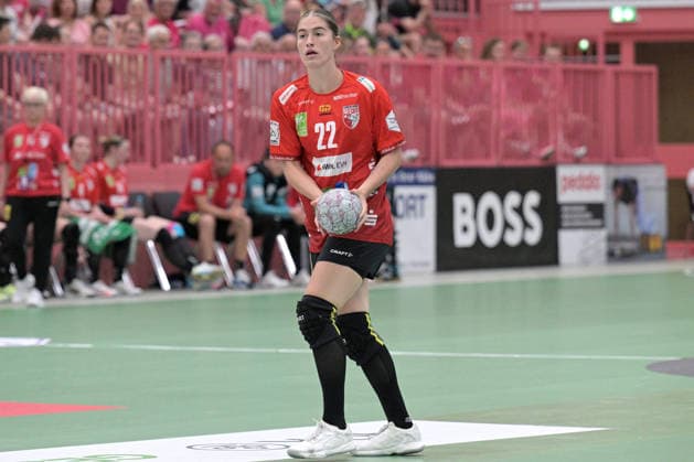 Tabea Wipper (SV Union Halle-Neustadt, 22) am mit Ball TusSies Metzingen vs. SV Union Halle-Neustadt , Handball, Alsco HBF, 7. Play-Off Ligaspieltag, Saison 2025 2026, 30.05.2026 TusSies Metzingen vs. SV Union Halle-Neustadt , Handball, Alsco HBF, 7. Play-Off Ligaspieltag, Saison 2025 2026, 30.05.2026 Tuebingen Copyright: xEibner-Pressefoto TobiasxBaurx EP_TBR