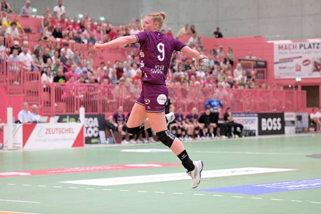 Naina Klein (TusSies Metzingen, 09) beim Wurf Tor TusSies Metzingen vs. SV Union Halle-Neustadt , Handball, Alsco HBF, 7. Play-Off Ligaspieltag, Saison 2025 2026, 30.05.2026 TusSies Metzingen vs. SV Union Halle-Neustadt , Handball, Alsco HBF, 7. Play-Off Ligaspieltag, Saison 2025 2026, 30.05.2026 Tuebingen Copyright: xEibner-Pressefoto TobiasxBaurx EP_TBR