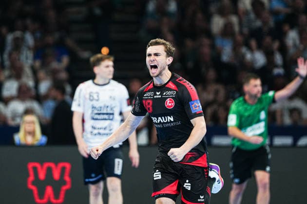 Torjubel Florian Drosten (MT Melsungen, 18) GER, MT Melsungen vs. SG Flensburg-Handewitt, Handball, EHF European League, Halbfinale, Saison 2025 2026, 30.05.2026 GER, MT Melsungen vs. SG Flensburg-Handewitt, Handball, EHF European League, Halbfinale, Saison 2025 2026, 30.05.2026 Hamburg Copyright: xEibner-Pressefoto MarcelxvonxFehrnx EP_MFN