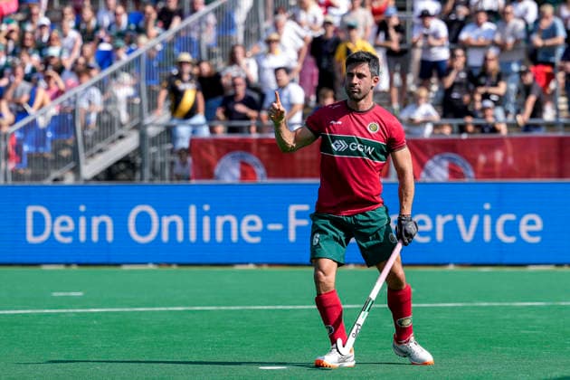 Torschütze Kane Elliot Mark Russell (Polo, 6), jubelt über das Tor zum 1:0, Jubel, jubeln, Torjubel, Torerfolg, celebrate the goal, goal, celebration, jubelt ueber das Tor, Freuen, Freude, freut sich, optimistisch, positiv, Spielszene, Highlight, Freisteller, Ganzkörper, Einzelbild, Einzelfoto, Aktion, Action, 30.05.2026, Bonn (Deutschland), Hockey, Deutsche Meisterschaft, Halbfinale, Herren, Hamburger Polo Club - Harvestehuder THC