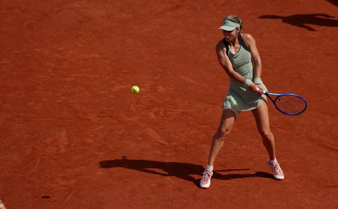 Anna Kalinskaya of Russia in action French Open Tennis, Day Seven, Tennis, Roland Garros, Paris, France - 30 May 2026Paris Roland Garros France EDITORIAL USE ONLY No use with unauthorised audio, video, data, fixture lists, club league logos or live services. Online in-match use limited to 120 images, no video emulation. No use in betting, games or single club league player publications. Copyright: xEllaxLing Shutterstockx 16898317au