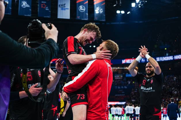 MT Melsungen jubelt Jubel nach Sieg Spielende, Timo Kastening (MT Melsungen, 73) GER, MT Melsungen vs. SG Flensburg-Handewitt, Handball, EHF European League, Halbfinale, Saison 2025 2026, 30.05.2026 GER, MT Melsungen vs. SG Flensburg-Handewitt, Handball, EHF European League, Halbfinale, Saison 2025 2026, 30.05.2026 Hamburg Copyright: xEibner-Pressefoto MarcelxvonxFehrnx EP_MFN