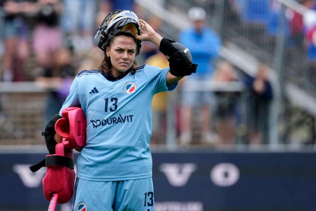 Chiara Vischer (Torhüterin, Torwart, MHC, 13), Einzelbild, Einzelfoto, Aktion, Action, 30.05.2026, Bonn (Deutschland), Hockey, Deutsche Meisterschaft, Halbfinale, Damen, Mannheimer HC - Harvestehuder THC