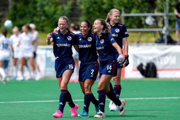 v.li.: Verena Neumann (MHC, 19), Lucina von der Heyde (MHC, 2), Aina Lilly Kresken (MHC, 14), Ines Wanner (MHC, 12), Spielerinnen vom Mannheimer HC (MHC), Jubel nach dem Schlusspfiff, Freude über den Sieg, Sieger, Gewinner, jubelt, jubeln, fröhlich, positiv, freut sich, freuen, optimistisch, Highlight, Action, Aktion, 30.05.2026, Bonn (Deutschland), Hockey, Deutsche Meisterschaft, Halbfinale, Damen, Mannheimer HC - Harvestehuder THC