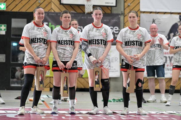 die vier Spielerinnen die die TG Nuertingen Verlassen werden Luisa Bauder (TG Nuertingen, 20), Marie-Christine Beddies (TG Nuertingen, 22), Michelle Schaefer (TG Nuertingen, 17) und Julia Symanzik (TG Nuertingen, 28) TG Nuertingen vs. TuS Lintfort , Handball, 2.Alsco HBF, 30.Ligaspieltag, Saison 2025 2026, 30.05.2026 TG Nuertingen vs. TuS Lintfort , Handball, 2.Alsco HBF, 30.Ligaspieltag, Saison 2025 2026, 30.05.2026 Nuertingen Copyright: xEibner-Pressefoto TobiasxBaurx EP_TBR