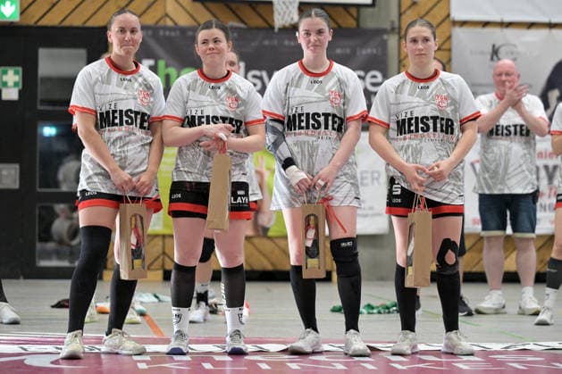 die vier Spielerinnen die die TG Nuertingen Verlassen werden Luisa Bauder (TG Nuertingen, 20), Marie-Christine Beddies (TG Nuertingen, 22), Michelle Schaefer (TG Nuertingen, 17) und Julia Symanzik (TG Nuertingen, 28) TG Nuertingen vs. TuS Lintfort , Handball, 2.Alsco HBF, 30.Ligaspieltag, Saison 2025 2026, 30.05.2026 TG Nuertingen vs. TuS Lintfort , Handball, 2.Alsco HBF, 30.Ligaspieltag, Saison 2025 2026, 30.05.2026 Nuertingen Copyright: xEibner-Pressefoto TobiasxBaurx EP_TBR