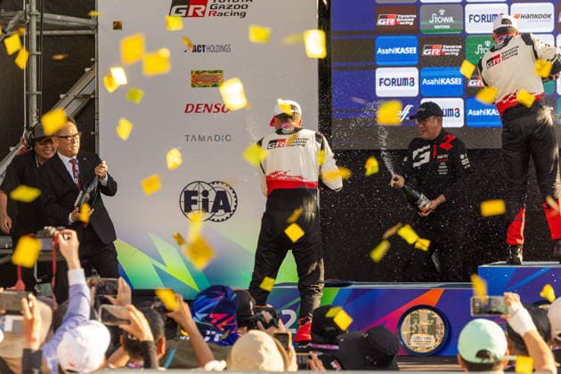 AUTO - WRC, Motorsport Rallye, WM - RALLY JAPAN 2026 EVANS Elfyn, Toyota GR Yaris Rally1, portrait, podium, portrait during the 2026 Rally Japan, 7th round of the 2026 FIA WRC World Rally Car Championship, from May 28 to 30, 2026 at Toyota, Aichi, Japan - ToyotaJapan Copyright: xNikosxKatikisx