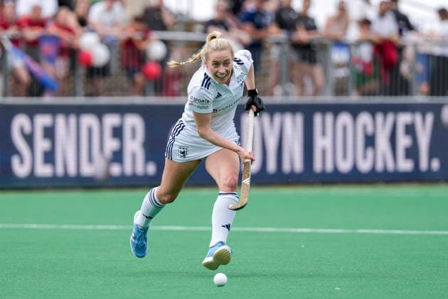 Sara Strauss (DHC, 11), am Ball, Freisteller, Ganzkörper, Einzelbild, Einzelfoto, Aktion, Action, 31.05.2026, Bonn (Deutschland), Hockey, Deutsche Meisterschaft, Finale, Damen, Mannheimer HC - Düsseldorfer HC