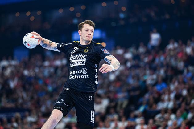 Wurf Tor Emil Manfeldt Jakobsen (SG Flensburg-Handewitt, 31) GER, Montpellier Handball vs. SG Flensburg-Handewitt, Handball, EHF European League, Spiel um Platz 3, Saison 2025 2026, 31.05.2026 GER, Montpellier Handball vs. SG Flensburg-Handewitt, Handball, EHF European League, Spiel um Platz 3, Saison 2025 2026, 31.05.2026 Hamburg Copyright: xEibner-Pressefoto MarcelxvonxFehrnx EP_MFN