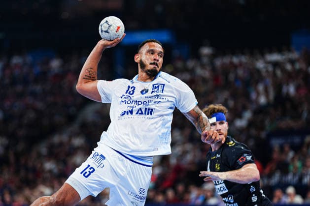 Wurf Tor Rogerio Moraes Ferreira (Montpellier Handball, 13) GER, Montpellier Handball vs. SG Flensburg-Handewitt, Handball, EHF European League, Spiel um Platz 3, Saison 2025 2026, 31.05.2026 GER, Montpellier Handball vs. SG Flensburg-Handewitt, Handball, EHF European League, Spiel um Platz 3, Saison 2025 2026, 31.05.2026 Hamburg Copyright: xEibner-Pressefoto MarcelxvonxFehrnx EP_MFN