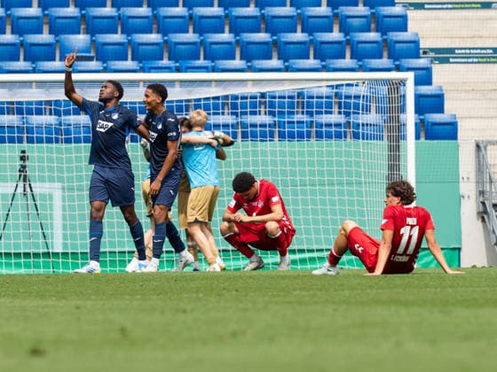 TSG Hoffenheim jubelt, am Boden zerstoert der FC GER, TSG Hoffenheim vs 1. FC Koeln, Fussball, Finale Deutsche Meisterschaft A-Junioren (U19), Spielzeit 2025 2026, 31.05.2026 GER, TSG Hoffenheim vs 1. FC Koeln, Fussball, Finale Deutsche Meisterschaft A-Junioren (U19), Spielzeit 2025 2026, 31.05.2026 Sinsheim Copyright: xEibner-Pressefoto CarstenxSchwerx EP_CSG