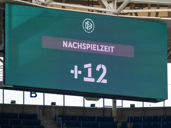 12 Minuten Nachspielzeir auf Grund ds Wetters GER, TSG Hoffenheim vs 1. FC Koeln, Fussball, Finale Deutsche Meisterschaft A-Junioren (U19), Spielzeit 2025 2026, 31.05.2026 GER, TSG Hoffenheim vs 1. FC Koeln, Fussball, Finale Deutsche Meisterschaft A-Junioren (U19), Spielzeit 2025 2026, 31.05.2026 Sinsheim Copyright: xEibner-Pressefoto CarstenxSchwerx EP_CSG