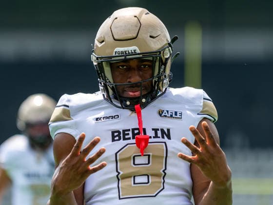 Tomiwa Oyewo (Berlin Thunder 8), Alpine Rams vs. Berlin Thunder, American Football, AFLE, The League Eruope, Week 2, Saison 2026, 31.05.2026, Alpine Rams vs. Berlin Thunder, American Football, AFLE, The League Eruope, Week 2, Saison 2026, 31.05.2026 Biel Copyright: xEibner-Pressefoto FlorianxSchustx EP_FSU
