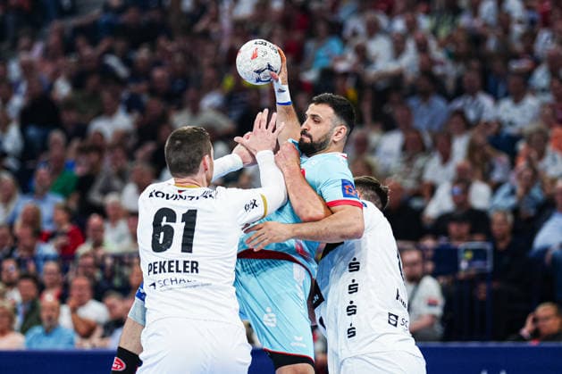 Hendrik Pekeler (THW Kiel, 61), Mohamed Amine Darmoul (MT Melsungen, 71), Harald Reinkind (THW Kiel, 06) GER, THW Kiel vs. MT Melsungen, Handball, EHF European League, Finale, Saison 2025 2026, 31.05.2026 GER, THW Kiel vs. MT Melsungen, Handball, EHF European League, Finale, Saison 2025 2026, 31.05.2026 Hamburg Copyright: xEibner-Pressefoto MarcelxvonxFehrnx EP_MFN