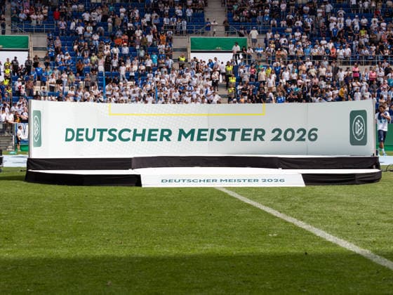 Podest Deutscher Meister 2026 GER, TSG Hoffenheim vs 1. FC Koeln, Fussball, Finale Deutsche Meisterschaft A-Junioren (U19), Spielzeit 2025 2026, 31.05.2026 GER, TSG Hoffenheim vs 1. FC Koeln, Fussball, Finale Deutsche Meisterschaft A-Junioren (U19), Spielzeit 2025 2026, 31.05.2026 Sinsheim Copyright: xEibner-Pressefoto CarstenxSchwerx EP_CSG