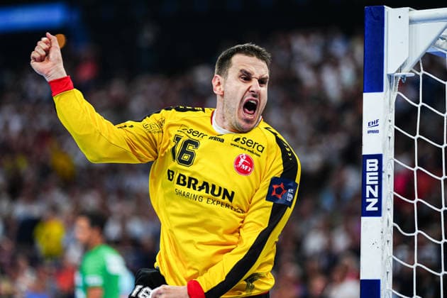 Jubel nach Parade Nebojsa Simic (MT Melsungen, 16) GER, THW Kiel vs. MT Melsungen, Handball, EHF European League, Finale, Saison 2025 2026, 31.05.2026 GER, THW Kiel vs. MT Melsungen, Handball, EHF European League, Finale, Saison 2025 2026, 31.05.2026 Hamburg Copyright: xEibner-Pressefoto MarcelxvonxFehrnx EP_MFN