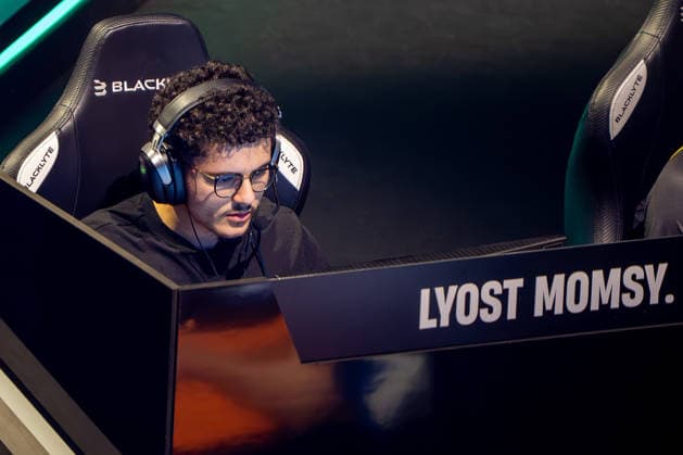 31.05.2026, xkkux, E-Sports, FORTNITE MAJOR 1 SUMMIT, Saison 2025 2026, PSD Bank Dome Düsseldorf: Lyost Momsy Das erste LAN-Turnier der FNCS-Saison. 50 Duos treten gegeneinander an, um den Preispool sowie die Qualifikation für die Global Championship 2026 zu gewinnen Die Duos verteilen sich wie folgt: 20 EU, 13 NAC, 3 NAW, 5 Brasilien, 3 Asien, 3 Ozeanien und 3 Naher Osten. Die fünf bestplatzierten Teams qualifizieren sich automatisch für die Global Championship 2026. Nordrhein-Westfahlen Deutschland