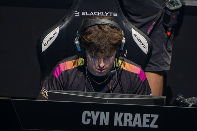 31.05.2026, xkkux, E-Sports, FORTNITE MAJOR 1 SUMMIT, Saison 2025 2026, PSD Bank Dome Düsseldorf: CYN Kraez Das erste LAN-Turnier der FNCS-Saison. 50 Duos treten gegeneinander an, um den Preispool sowie die Qualifikation für die Global Championship 2026 zu gewinnen Die Duos verteilen sich wie folgt: 20 EU, 13 NAC, 3 NAW, 5 Brasilien, 3 Asien, 3 Ozeanien und 3 Naher Osten. Die fünf bestplatzierten Teams qualifizieren sich automatisch für die Global Championship 2026. Nordrhein-Westfahlen Deutschland