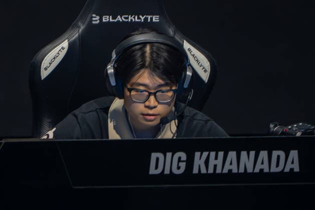 31.05.2026, xkkux, E-Sports, FORTNITE MAJOR 1 SUMMIT, Saison 2025 2026, PSD Bank Dome Düsseldorf: DIG Khanada Das erste LAN-Turnier der FNCS-Saison. 50 Duos treten gegeneinander an, um den Preispool sowie die Qualifikation für die Global Championship 2026 zu gewinnen Die Duos verteilen sich wie folgt: 20 EU, 13 NAC, 3 NAW, 5 Brasilien, 3 Asien, 3 Ozeanien und 3 Naher Osten. Die fünf bestplatzierten Teams qualifizieren sich automatisch für die Global Championship 2026. Nordrhein-Westfahlen Deutschland