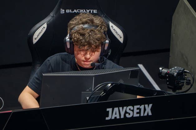 31.05.2026, xkkux, E-Sports, FORTNITE MAJOR 1 SUMMIT, Saison 2025 2026, PSD Bank Dome Düsseldorf: JAYSE1X Das erste LAN-Turnier der FNCS-Saison. 50 Duos treten gegeneinander an, um den Preispool sowie die Qualifikation für die Global Championship 2026 zu gewinnen Die Duos verteilen sich wie folgt: 20 EU, 13 NAC, 3 NAW, 5 Brasilien, 3 Asien, 3 Ozeanien und 3 Naher Osten. Die fünf bestplatzierten Teams qualifizieren sich automatisch für die Global Championship 2026. Nordrhein-Westfahlen Deutschland