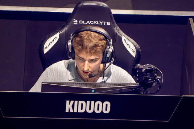 31.05.2026, xkkux, E-Sports, FORTNITE MAJOR 1 SUMMIT, Saison 2025 2026, PSD Bank Dome Düsseldorf: Kiduoo Das erste LAN-Turnier der FNCS-Saison. 50 Duos treten gegeneinander an, um den Preispool sowie die Qualifikation für die Global Championship 2026 zu gewinnen Die Duos verteilen sich wie folgt: 20 EU, 13 NAC, 3 NAW, 5 Brasilien, 3 Asien, 3 Ozeanien und 3 Naher Osten. Die fünf bestplatzierten Teams qualifizieren sich automatisch für die Global Championship 2026. Nordrhein-Westfahlen Deutschland