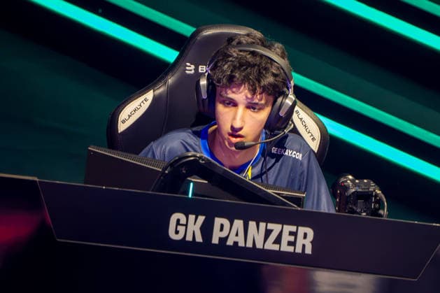 31.05.2026, xkkux, E-Sports, FORTNITE MAJOR 1 SUMMIT, Saison 2025 2026, PSD Bank Dome Düsseldorf: GK Panzer Das erste LAN-Turnier der FNCS-Saison. 50 Duos treten gegeneinander an, um den Preispool sowie die Qualifikation für die Global Championship 2026 zu gewinnen Die Duos verteilen sich wie folgt: 20 EU, 13 NAC, 3 NAW, 5 Brasilien, 3 Asien, 3 Ozeanien und 3 Naher Osten. Die fünf bestplatzierten Teams qualifizieren sich automatisch für die Global Championship 2026. Nordrhein-Westfahlen Deutschland