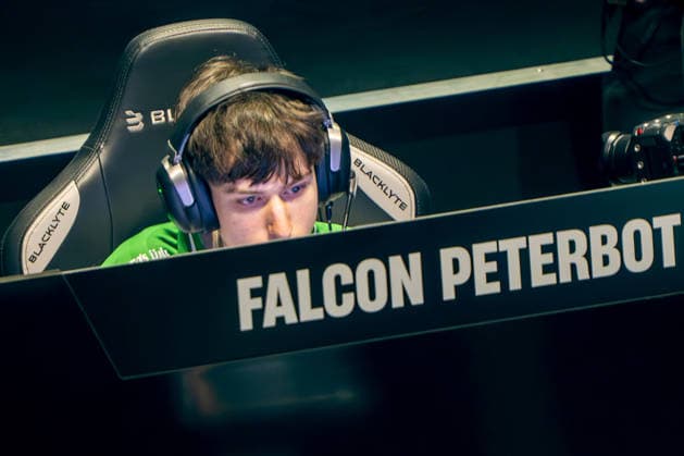 31.05.2026, xkkux, E-Sports, FORTNITE MAJOR 1 SUMMIT, Saison 2025 2026, PSD Bank Dome Düsseldorf: Falcon Peterbot Peter Kata Das erste LAN-Turnier der FNCS-Saison. 50 Duos treten gegeneinander an, um den Preispool sowie die Qualifikation für die Global Championship 2026 zu gewinnen Die Duos verteilen sich wie folgt: 20 EU, 13 NAC, 3 NAW, 5 Brasilien, 3 Asien, 3 Ozeanien und 3 Naher Osten. Die fünf bestplatzierten Teams qualifizieren sich automatisch für die Global Championship 2026. Nordrhein-Westfahlen Deutschland