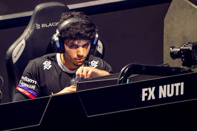 31.05.2026, xkkux, E-Sports, FORTNITE MAJOR 1 SUMMIT, Saison 2025 2026, PSD Bank Dome Düsseldorf: FX Nuti Das erste LAN-Turnier der FNCS-Saison. 50 Duos treten gegeneinander an, um den Preispool sowie die Qualifikation für die Global Championship 2026 zu gewinnen Die Duos verteilen sich wie folgt: 20 EU, 13 NAC, 3 NAW, 5 Brasilien, 3 Asien, 3 Ozeanien und 3 Naher Osten. Die fünf bestplatzierten Teams qualifizieren sich automatisch für die Global Championship 2026. Nordrhein-Westfahlen Deutschland