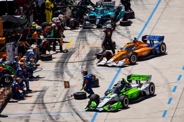 AUTO - IndyCar, Indy Car, IRL, USA - DETROIT GRAND PRIX 2026 09 DIXON Scott (nzl), Chip Ganassi Racing, Dallara DW12 - Honda, 45 FOSTER Louis (gbr), Rahal Letterman Lanigan Racing, Dallara DW12 - Honda, action during the Chevrolet Detroit Grand Prix, 8th round of the 2026 NTT IndyCar Series, on the Streets of Detroit, from May 29 to 31, 2026 in Detroit, Michigan, United States of America - DetroitUnited States Copyright: xJULIENxDELFOSSEx