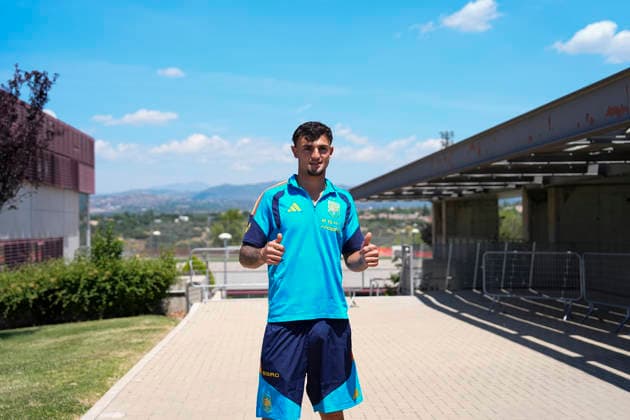 June 1, 2026, Las Rozas, Madrid, Spain: Marc Pubill attends during the Spain Team Media Day ahead the FIFA World Cup, WM, Weltmeisterschaft, Fussball 2026 at Ciudad del Futbol on June 01, 2026 in Las Rozas, Madrid, Spain. Las Rozas Spain - ZUMAa181 20260601_zaa_a181_024 Copyright: xTabitaxAnghelx