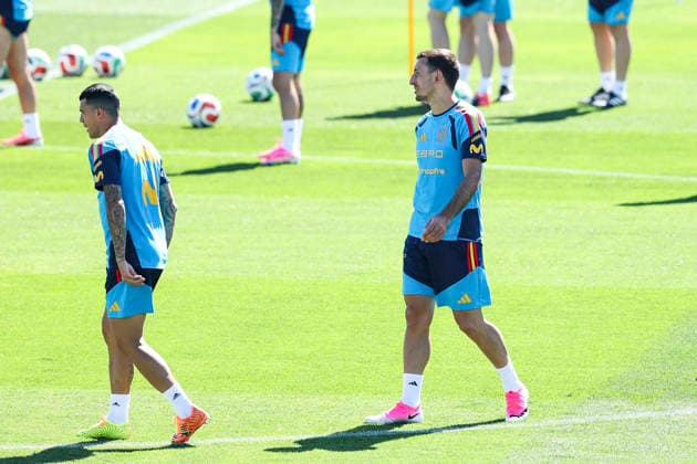 June 3, 2026, Las Rozas, Madrid, Spain: Pedro Porro and Mikel Oyarzabal during a training session of Spain National Football Team ahead the FIFA World Cup, WM, Weltmeisterschaft, Fussball 2026 at Ciudad del Futbol on June 03, 2026 in Las Rozas, Madrid, Spain. Spain Team Training Session - FIFA World Cup 2026 - ZUMAa181 20260603_zaa_a181_003 Copyright: xIrinaxR.xHipolitox