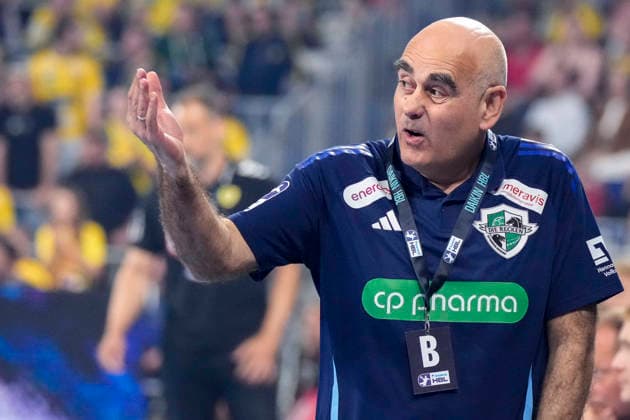 Handball, HBL, Rhein-Neckar Löwen - TSV Hannover-Burgdorf #2 Juan Carlos Pastor (Trainer, Cheftrainer, Die Recken), gibt Anweisungen, gestikuliert, mit den Armen gestikulieren, Einzelbild, Einzelfoto, Aktion, Action, 03.06.2026, Mannheim (Deutschland), Handball, Bundesliga, Rhein-Neckar Löwen - TSV Hannover-Burgdorf