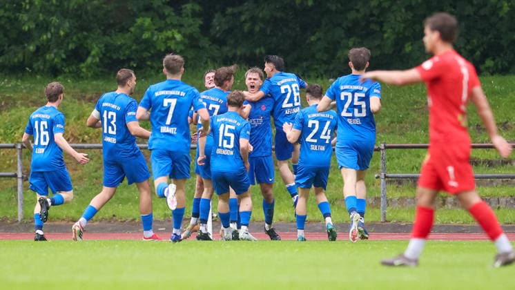 Fußball, Oberliga, Relegation, Blumenthaler SV - 1. FC Germania Egestorf-Langreder Spieler von Blumenthaler SV mit Torjubel, Jubel, jubeln, jubelt, optimistisch, Spielszene, Highlight, Freude über das Tor zum 1:0, 03.06.2026, Bremen (Deutschland), Fussball, Aufstiegsrunde Regionalliga Nord, Blumenthaler SV - 1. FC Germania Egestorf-Langreder