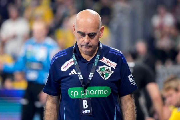 Handball, HBL, Rhein-Neckar Löwen - TSV Hannover-Burgdorf #3 Juan Carlos Pastor (Trainer, Cheftrainer, Die Recken), Einzelbild, Einzelfoto, Aktion, Action, enttäuscht schauend, Enttäuschung, Frustration, disappointed, pessimistisch, 03.06.2026, Mannheim (Deutschland), Handball, Bundesliga, Rhein-Neckar Löwen - TSV Hannover-Burgdorf