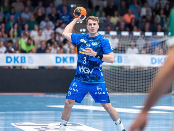 Handball, HBL, Frisch Auf! Göppingen - TVB 1898 Stuttgart #3 Max Haefner (TVB Stuttgart, 03) am Ball, Frisch Auf Goeppingen vs. TVB Stuttgart, Handball, 1. Bundesliga, Herren, Spielzeit 2025 2026, 03.06.2026, Frisch Auf Goeppingen vs. TVB Stuttgart, Handball, 1. Bundesliga, Herren, Spielzeit 2025 2026, 03.06.2026 Goeppingen Copyright: xEibner-Pressefoto MichaelxSchmidx EP_MST
