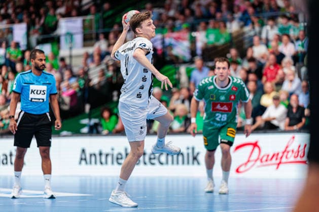 Handball, HBL, TSV GWD Minden - THW Kiel Bence Imre (THW Kiel, 91) fuehrt einen Siebenmeter aus und trifft GER, GWD Minden vs. THW Kiel, Handball, 1. Bundesliga, 33. Spieltag, Spielzeit 2025 2026, 03.06.2026 GER, GWD Minden vs. THW Kiel, Handball, 1. Bundesliga, 33. Spieltag, Spielzeit 2025 2026, 03.06.2026 Minden Copyright: xEibner-Pressefoto JanxRollingerx EP_JSK