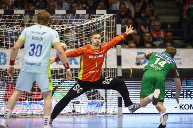 Handball, HBL, SC Magdeburg - VfL Gummersbach #2 03.06.2026, xtgx, Handball, Daikin HBL, SC Magdeburg - VfL Gummersbach v.l. Dominik Kuzmanovic (Gummersbach, 1) Omar Ingi Magnusson (Magdeburg, 14) Parade, haelt den Ball, faengt den Ball, pariert Magdeburg