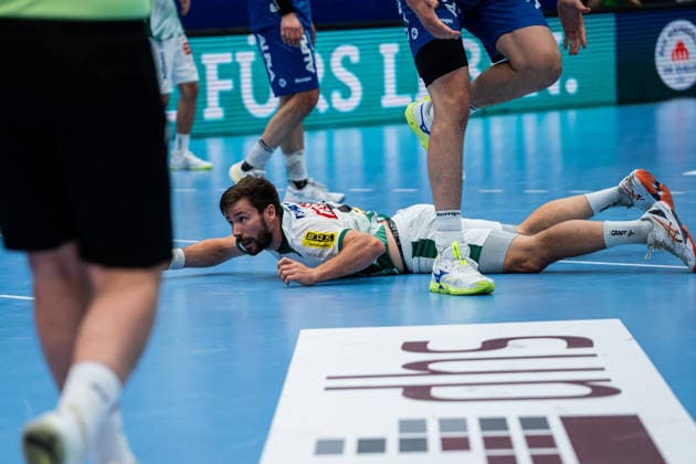 Handball, HBL, TBV Lemgo - SC DHfK Leipzig #2 TBV Lemgo Lippe (GER) vs. SC DHfK Leipzig (GER), Handball, Daikin Handball Bundesliga, 33. Spieltag, 3.6.2026, Saision 2025 2026, Lemgo Lukas Binder (SC DHfK Leipzig, 11) liegt auf dem Boden, beschwert sich Lemgo Phoenix Contact Arena Deutschland