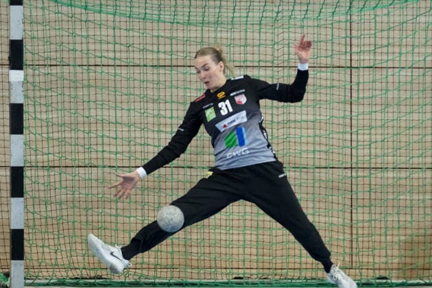 Handball, Frauen, HBF, Relegation, SV Union Halle-Neustadt - Füchse Berlin #2 Torhüterin Sofie Kruggel (Halle, 31), Parade, SV Union Halle-Neustadt vs. Füchse Berlin, Spreefüxxe, Handball Bundesliga Frauen, Relegation, Hinspiel, Saison 2025 26, 03.06.2026 Halle SWH Arena Sachsen-Anhalt Deutschland
